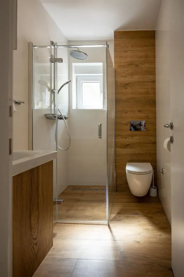 Lea Apartments Drage