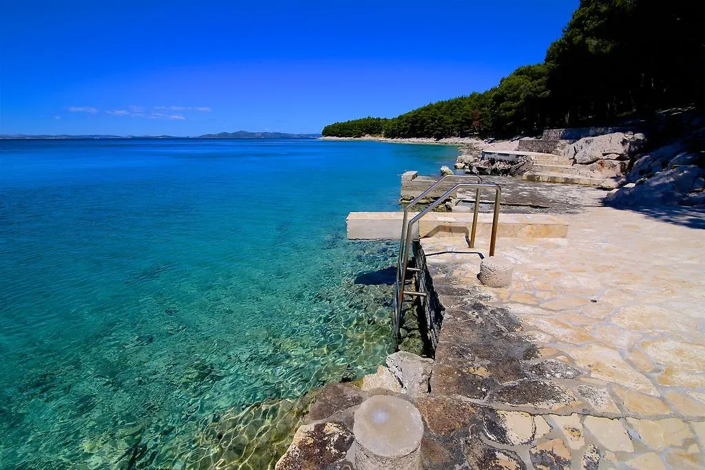 Lea Apartments Drage Croatia